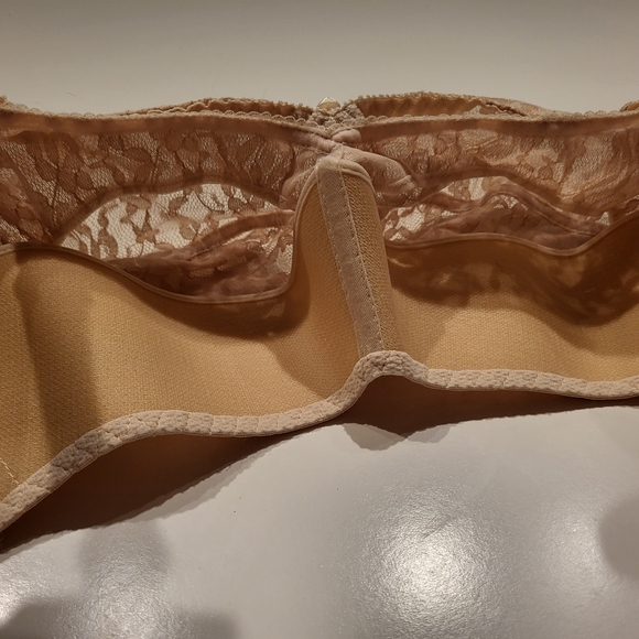Vintage JEUNIQUE Beauty Style J3180 Beige Soft Cup Bra 32F Wireless - Picture 13 of 15